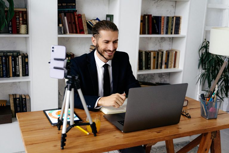 LearnyBox vs Unschooler : quelle plateforme choisir pour créer une formation en ligne ?